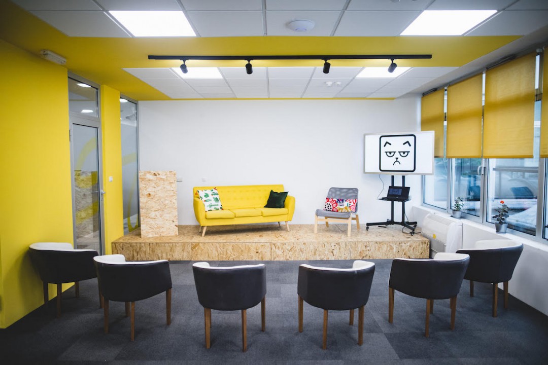 7 reasons to pick a conference room in a coworking space